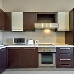 Emerald Court & Penthouse With Heated Jacuzzi * Sliema