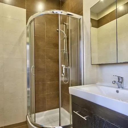 Radiant & Penthouse With Jacuzzi 斯利马