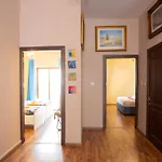 Emerald Court Apartments & Penthouse With Heated Jacuzzi 슬리에마