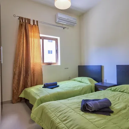 Apartament Emerald Court - Radiant & Penthouse By Shortletsmalta