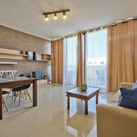 Radiant & Penthouse With Jacuzzi * Слима