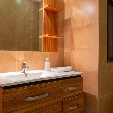 شقة Radiant & Penthouse With Jacuzzi