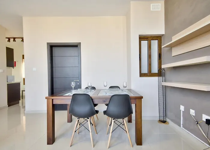 아파트 Radiant & Penthouse With Jacuzzi *