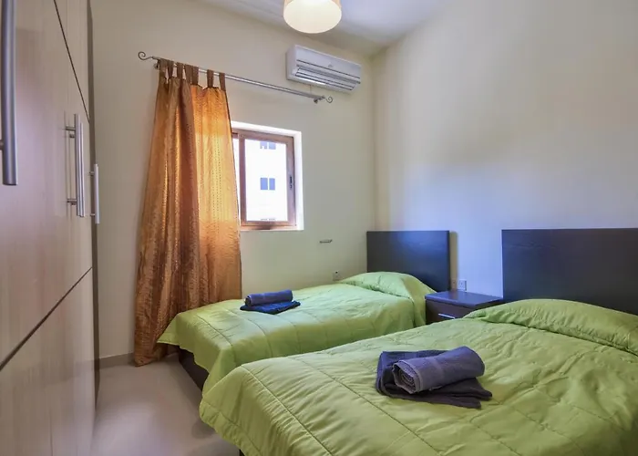 아파트 Radiant & Penthouse With Jacuzzi