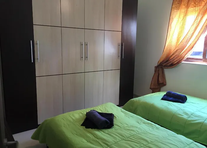 아파트 Radiant & Penthouse With Jacuzzi 슬리에마