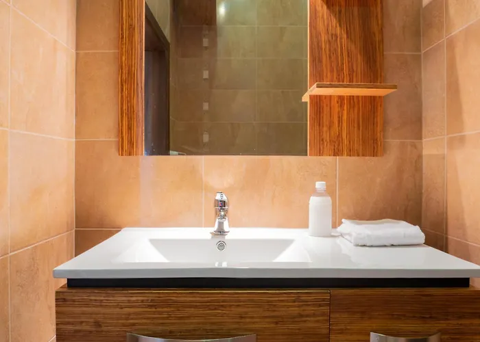 Radiant & Penthouse With Jacuzzi *