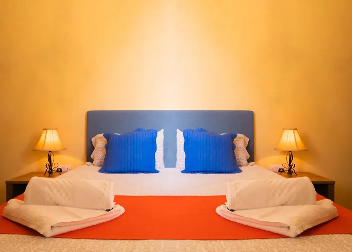 Radiant & Penthouse With Jacuzzi 아파트